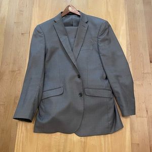 Men’s suit jacket 40 regular matching pant 33 waist